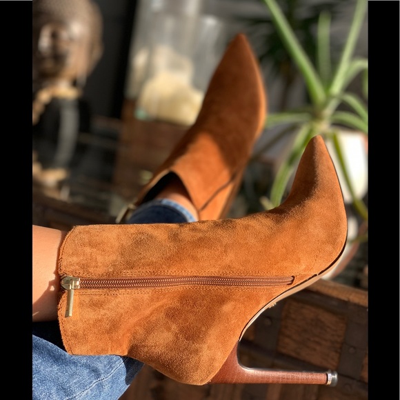 Kenneth Cole high heel boots - Picture 4 of 10